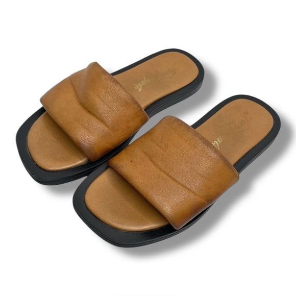 Free People Shoes - Free People Wren Slide Sandals Tan Leather Square Toe Flats EU 37 / US 6.5